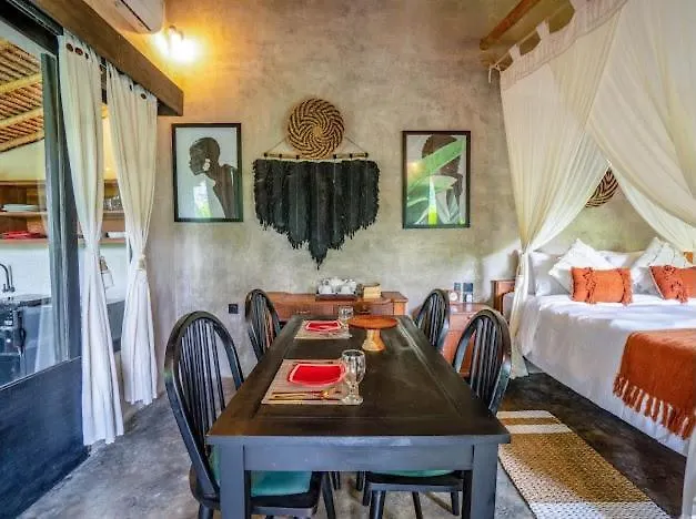 The Local Entikentikan Lodge Bangli