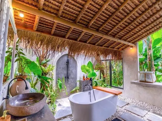 The Local Entikentikan Lodge Bangli