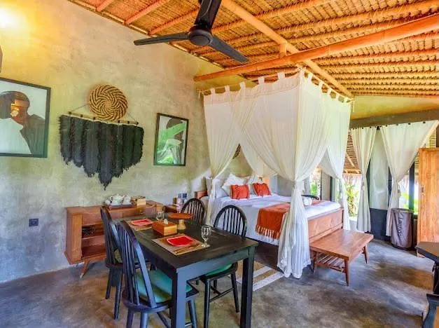 The Local Entikentikan Lodge Bangli