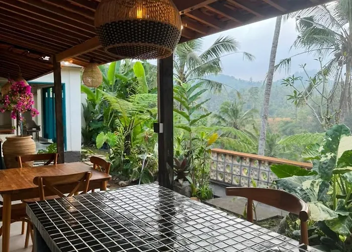 The Local Entikentikan