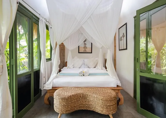 The Local Entikentikan Lodge Bangli
